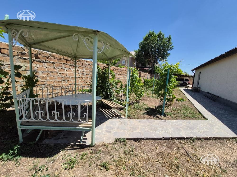 Mansion · 4 rooms · 111 m² · Ashtarak