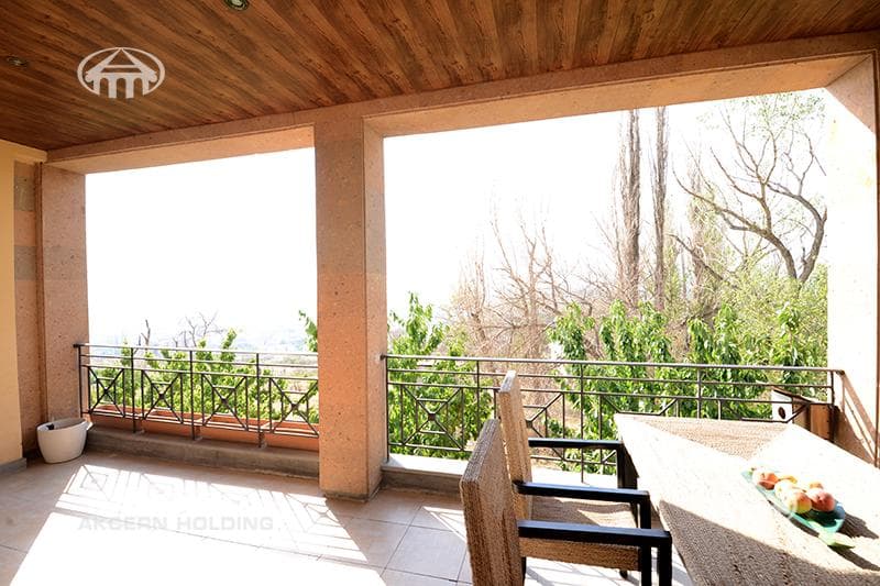 Квартира · 4 комн. · 144,6 м² · Норк-Мараш
