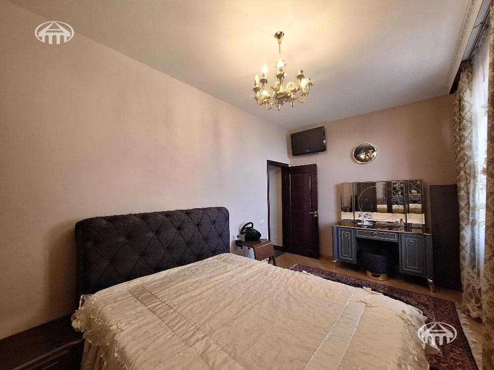Apartment · 3 rooms · 133 m² · Arabkir