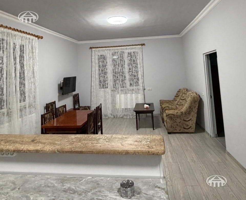 Квартира · 3 комн. · 70 м² · Арабкир