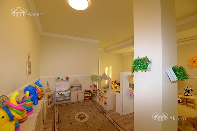 Առանձնատուն · 6 սեն. · 650 մ² · Աջափնյակ