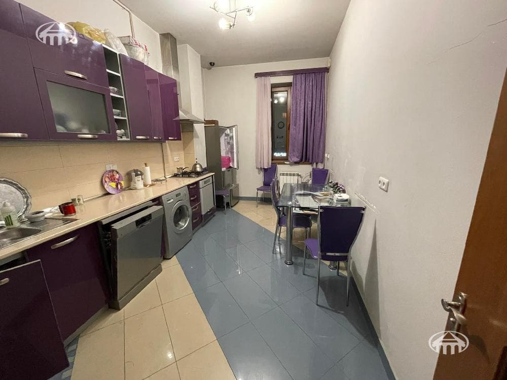 Квартира · 134 м² · Аван