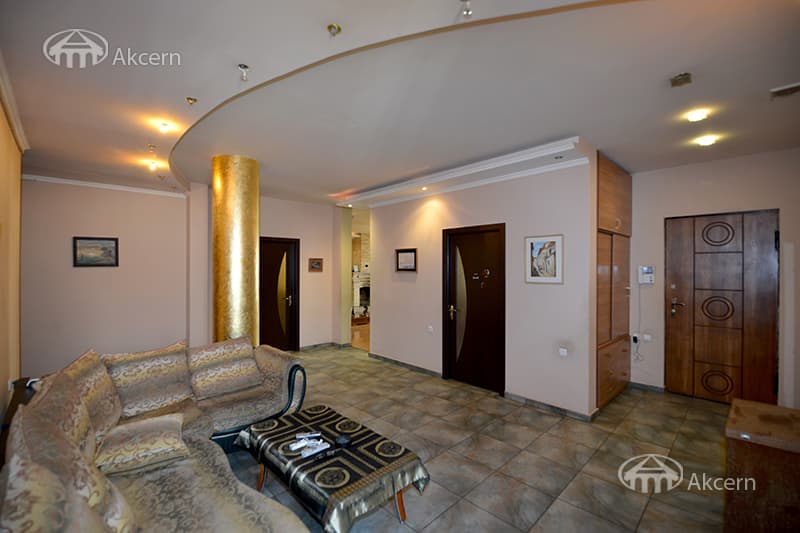 Apartment · 4 rooms · 168 m² · Kentron
