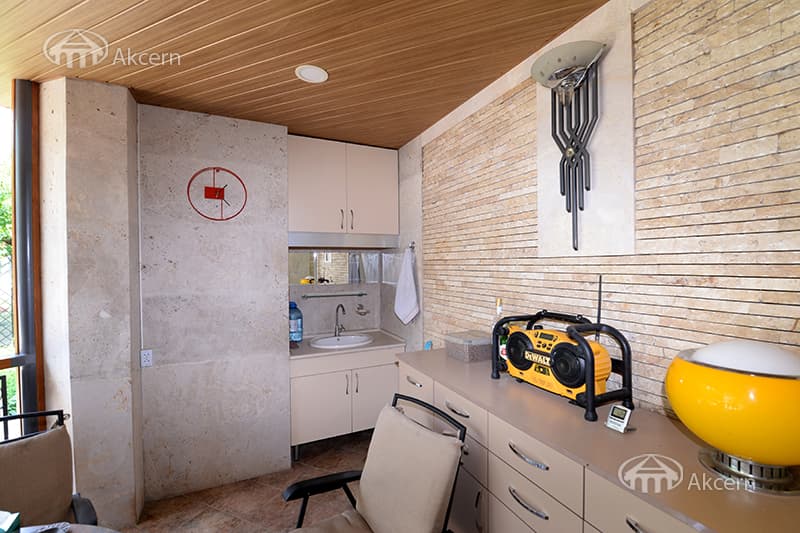 Mansion · 9 rooms · 600 m² · Balahovit
