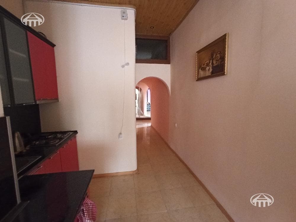 Квартира · 4 комн. · 120,2 м² · Кентрон
