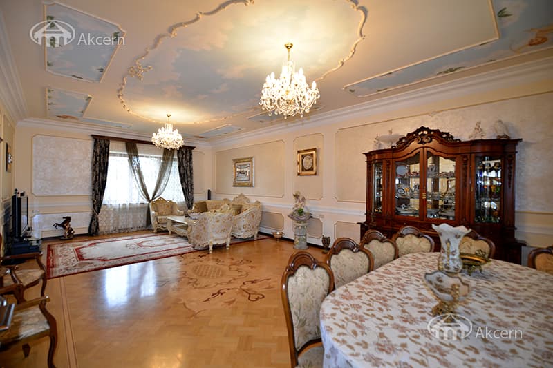 Առանձնատուն · 6 սեն. · 360 մ² · Նոր Նորք