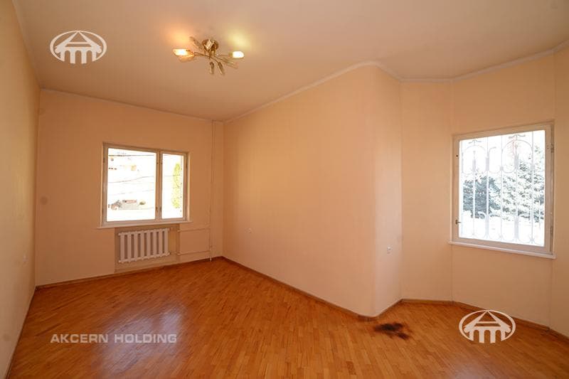 Առանձնատուն · 7 սեն. · 540 մ² · Աջափնյակ