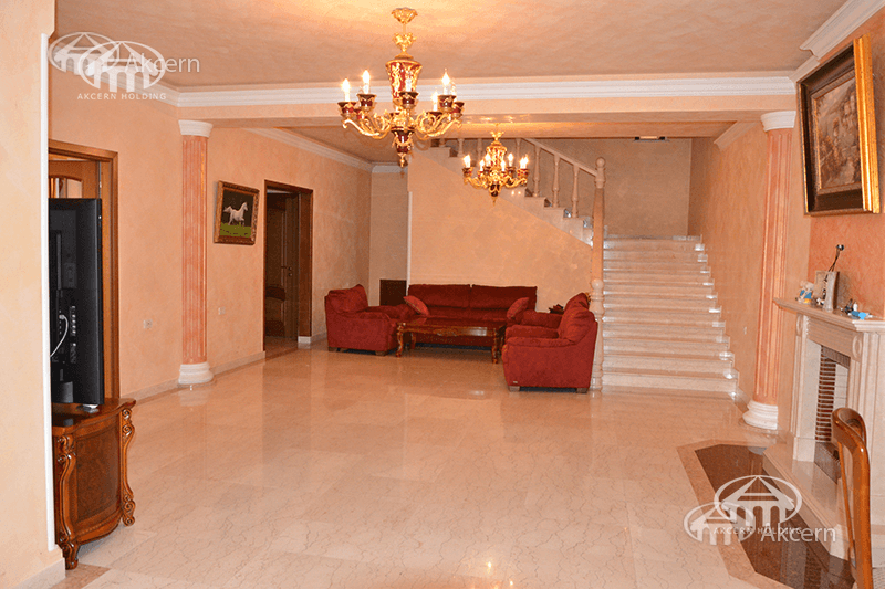 Mansion · 5 rooms · 379 m² · Arabkir