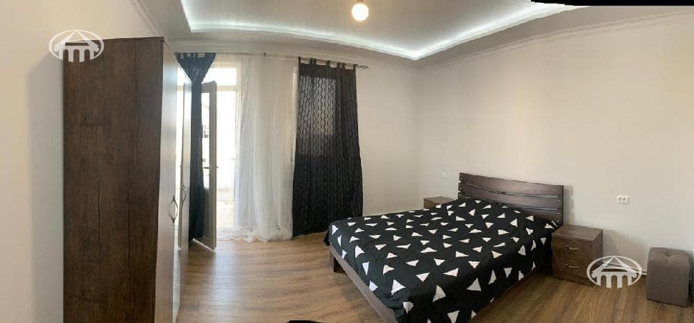 Բնակարան · 4 սեն. · 120 մ² · Կենտրոն