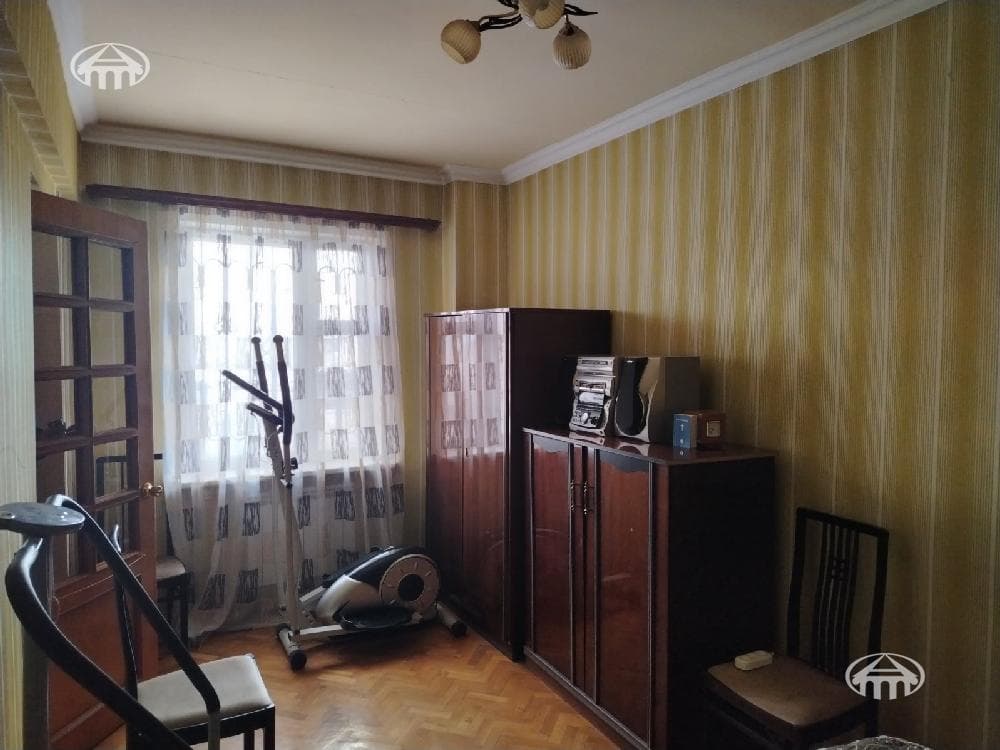Особняк · 9 комн. · 272 м² · Эребуни