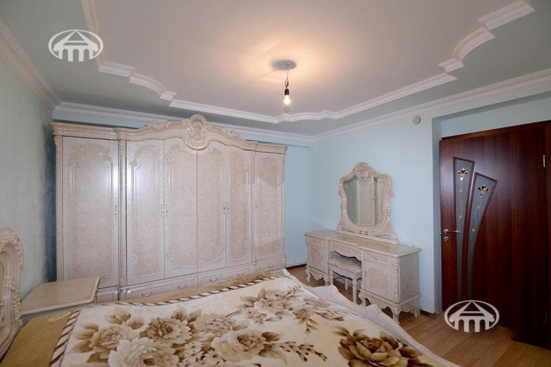 Квартира · 2 комн. · 77 м² · Арабкир