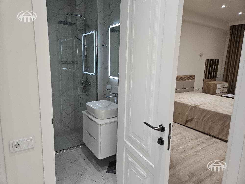 Квартира · 2 комн. · 64 м² · Аджапняк