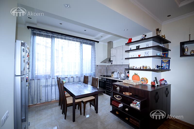 Apartment · 2 rooms · 55 m² · Kentron