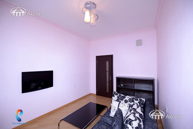 Квартира · 3 комн. · 80 м² · Кентрон