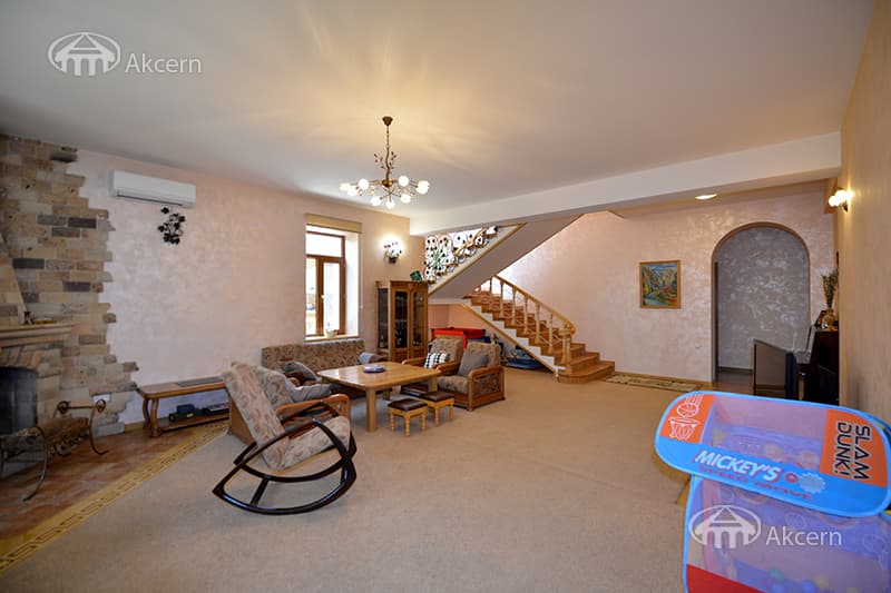 Mansion · 9 rooms · 486 m² · Nork-Marash
