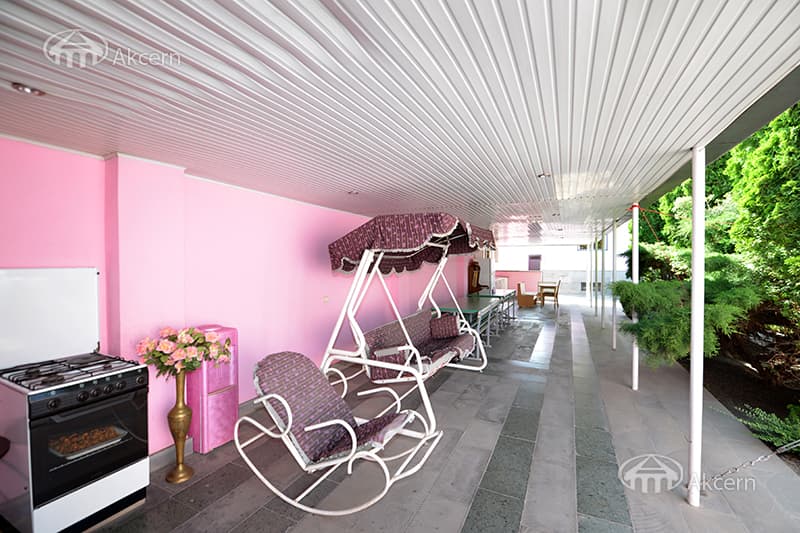 Mansion · 5 rooms · 280 m² · Parakar