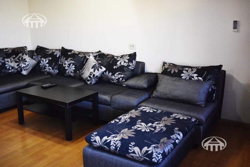 Hotel · 7 rooms · 328 m² · Arabkir