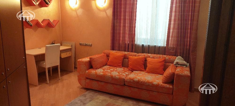Квартира · 4 комн. · 135 м² · Кентрон