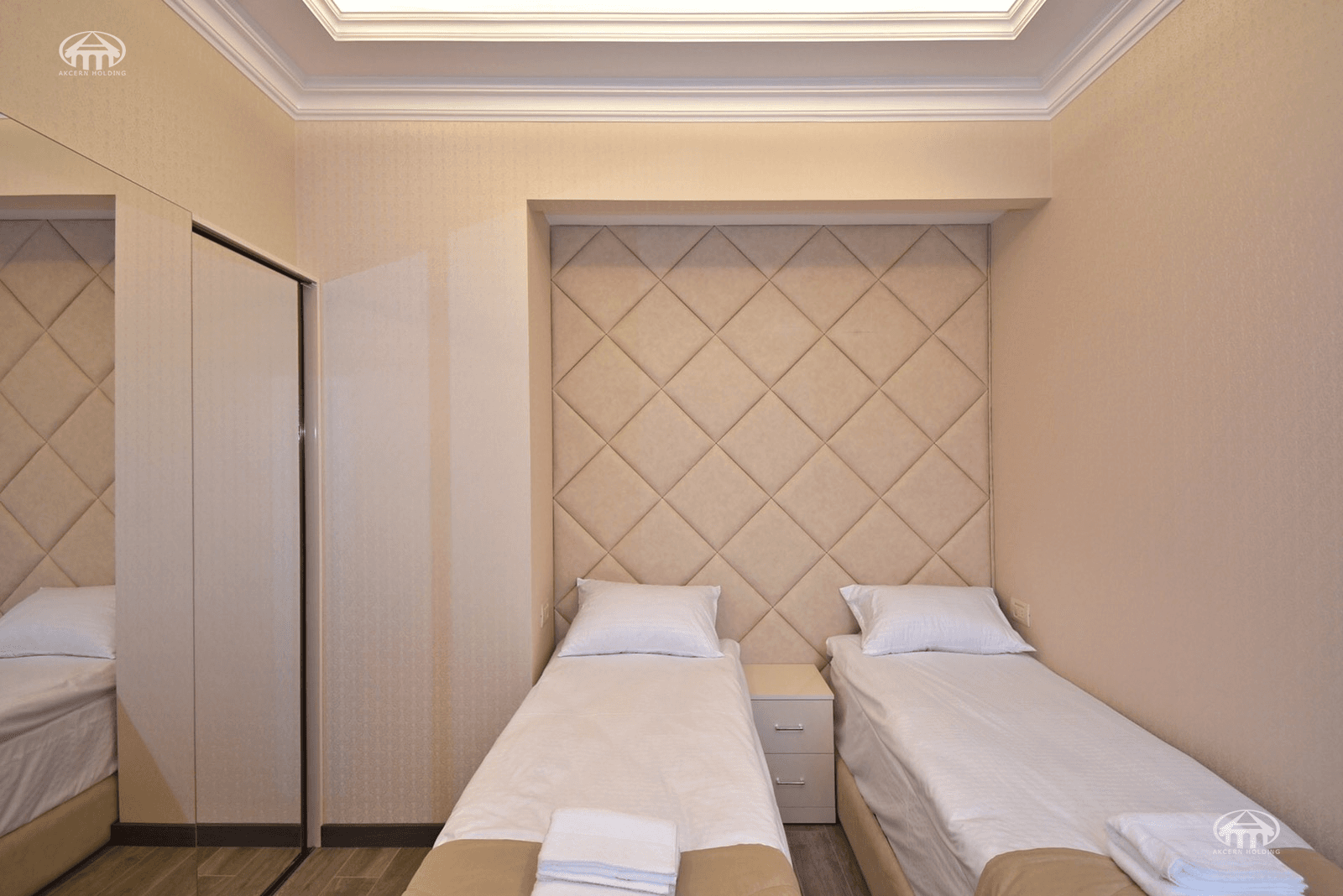 Apartment · 2 rooms · 65 m² · Kentron