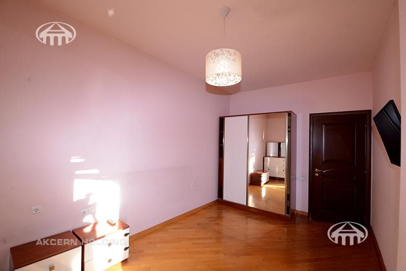 Квартира · 3 комн. · 134 м² · Кентрон