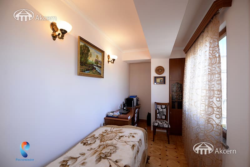 Квартира · 3 комн. · 82 м² · Арабкир