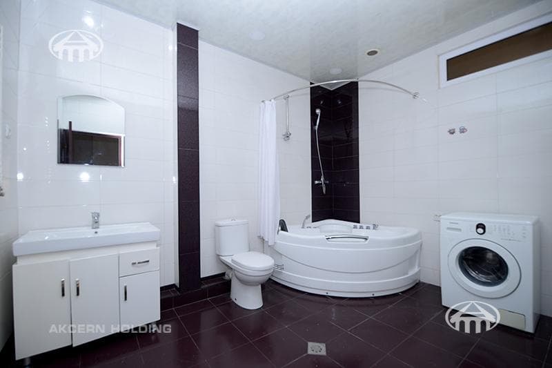 Квартира · 3 комн. · 75 м² · Арабкир