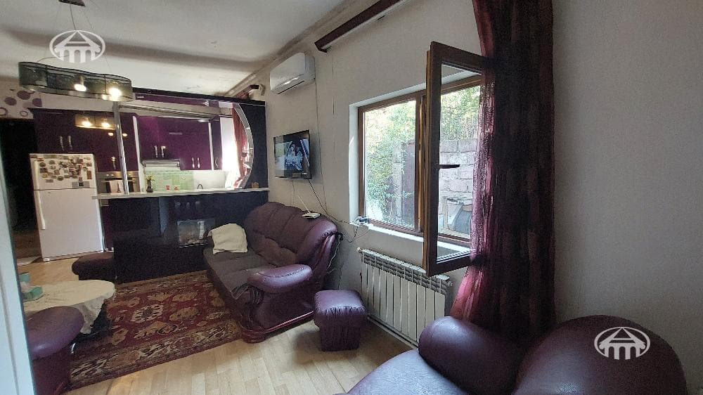 House · 4 rooms · 81 m² · Erebuni