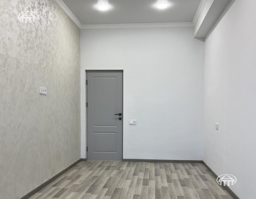 Квартира · 2 комн. · 74 м² · Давташен