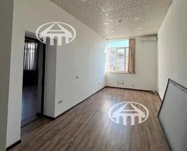 Офис · 80 м² · Кентрон