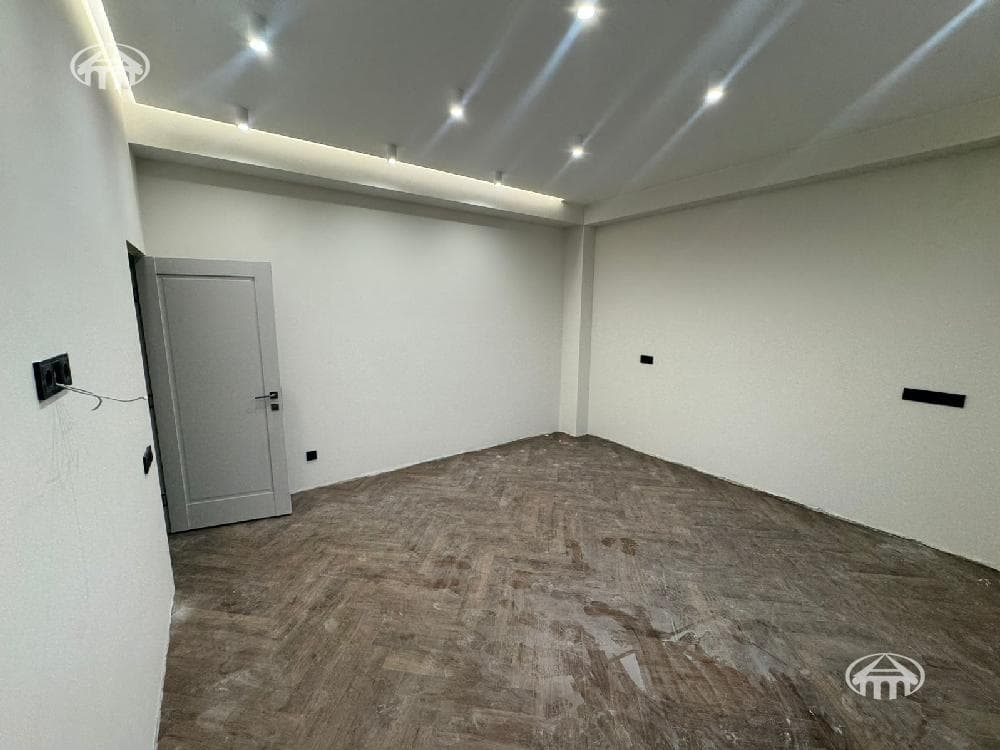 Особняк · 5 комн. · 202 м² · В.Птгни