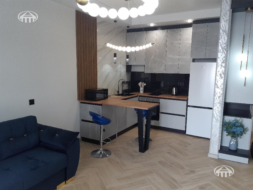 Квартира · 2 комн. · 52 м² · Кентрон