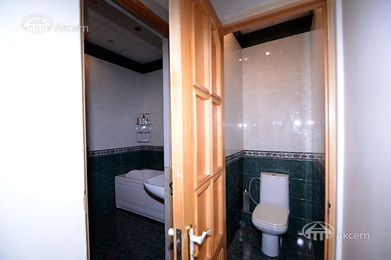 Mansion · 9 rooms · 777 m² · Malatia-Sebastia