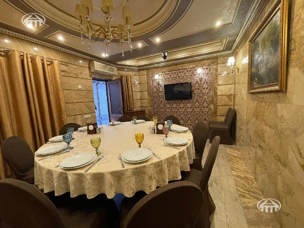 Ресторан · 1 726 м² · Малатия-Себастия