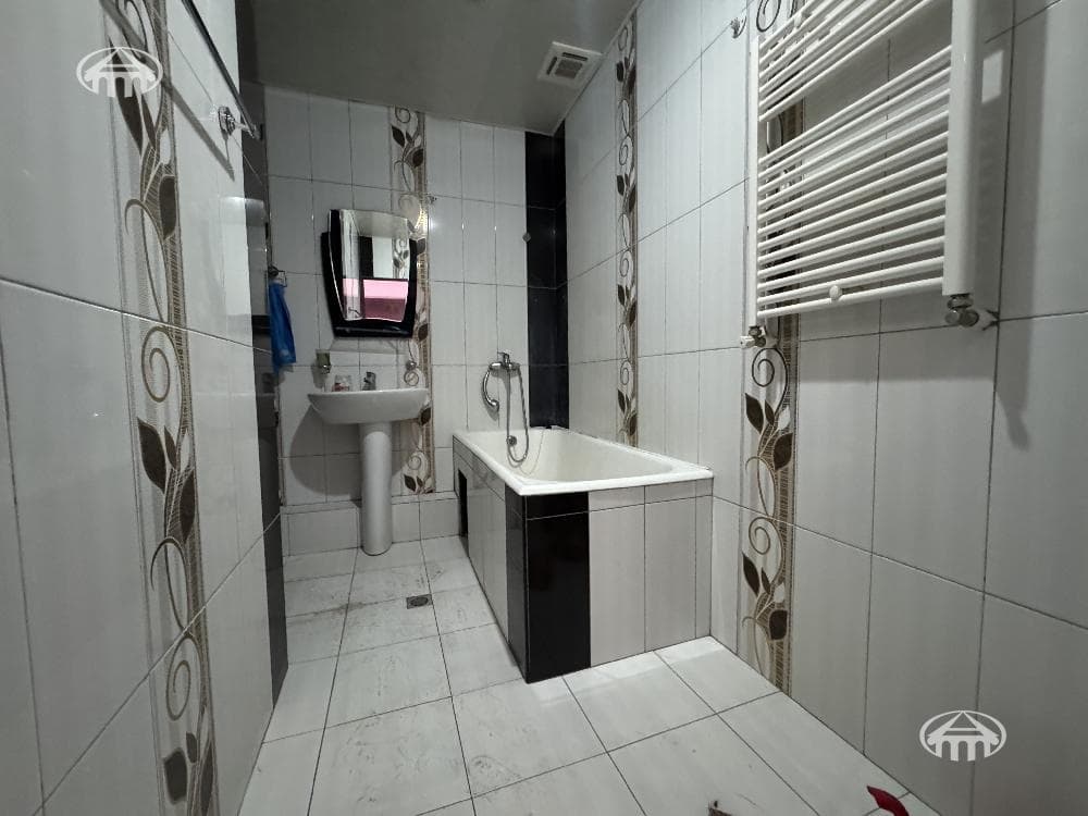 Квартира · 4 комн. · 112 м² · Канакер-Зейтун