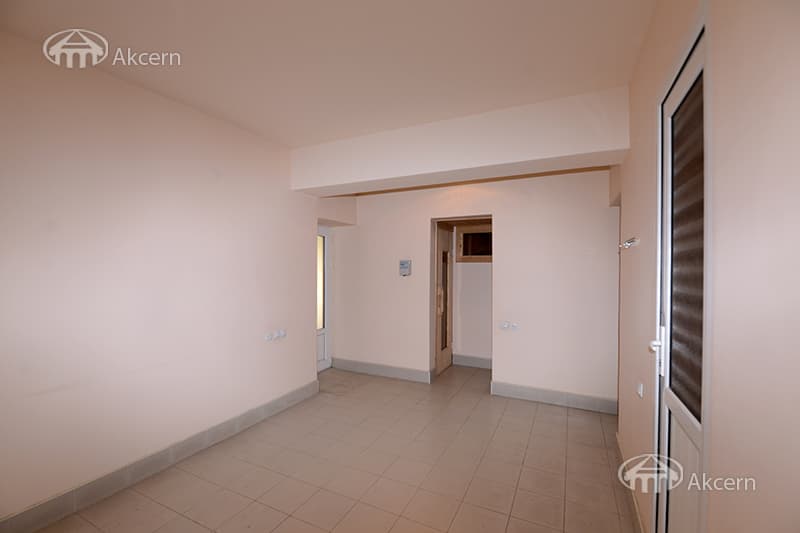 Дом · 5 комн. · 342 м² · Давташен