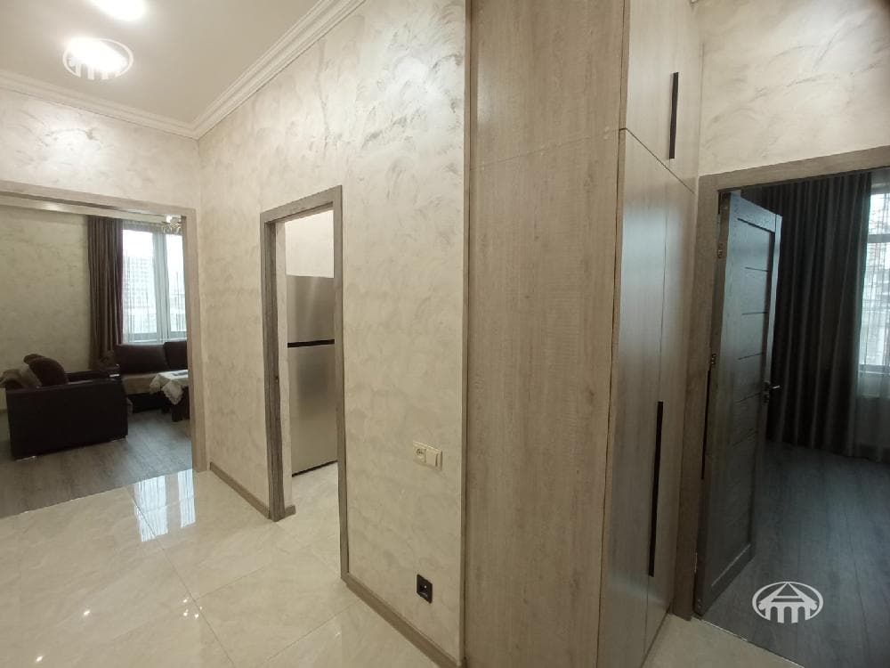 Բնակարան · 2 սեն. · 60 մ² · Կենտրոն