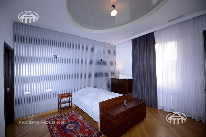 Apartment · 5 rooms · 200 m² · Arabkir