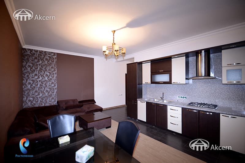Բնակարան · 3 սեն. · 63 մ² · Կենտրոն