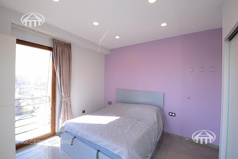 Квартира · 4 комн. · 122 м² · Арабкир