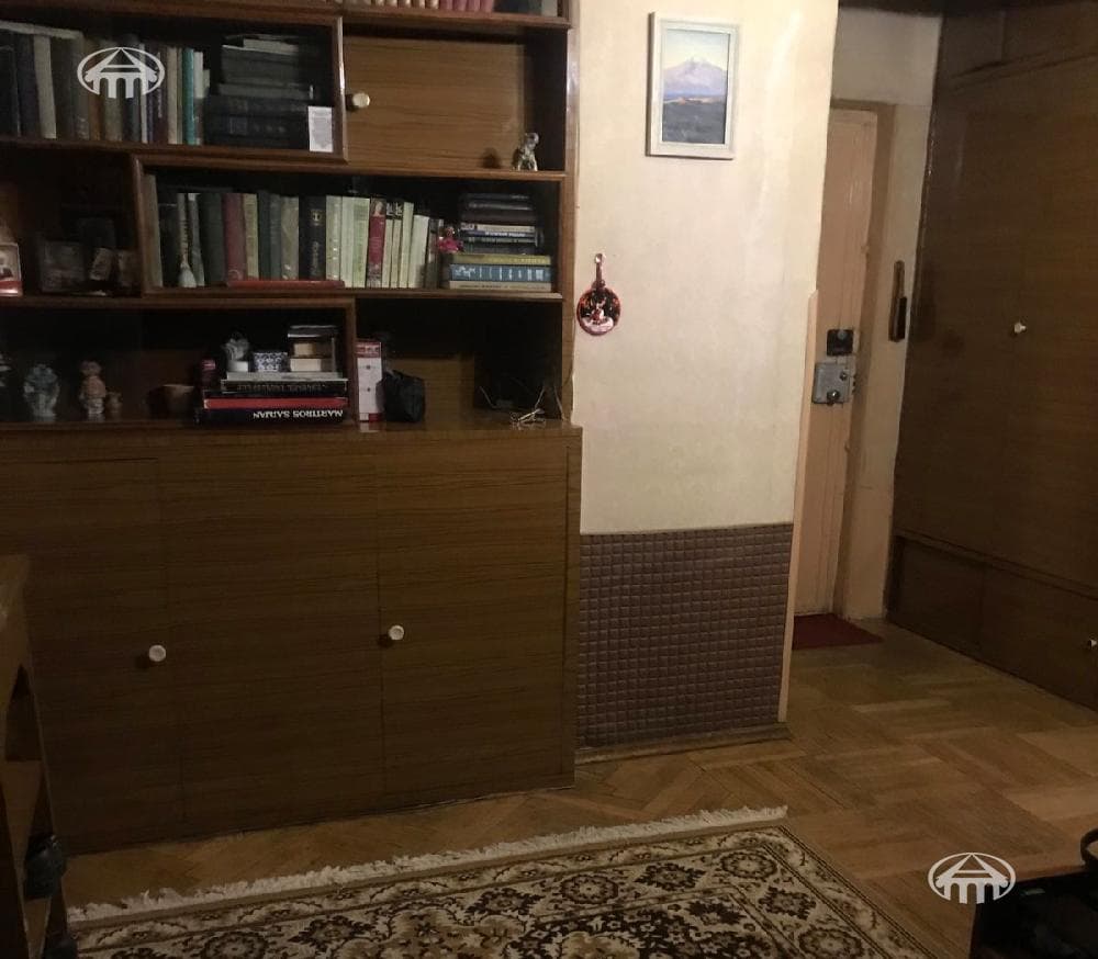 Квартира · 3 комн. · 80 м² · Арабкир