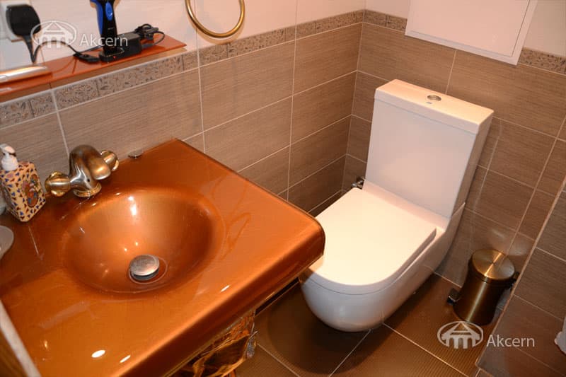 Квартира · 3 комн. · 121 м² · Арабкир