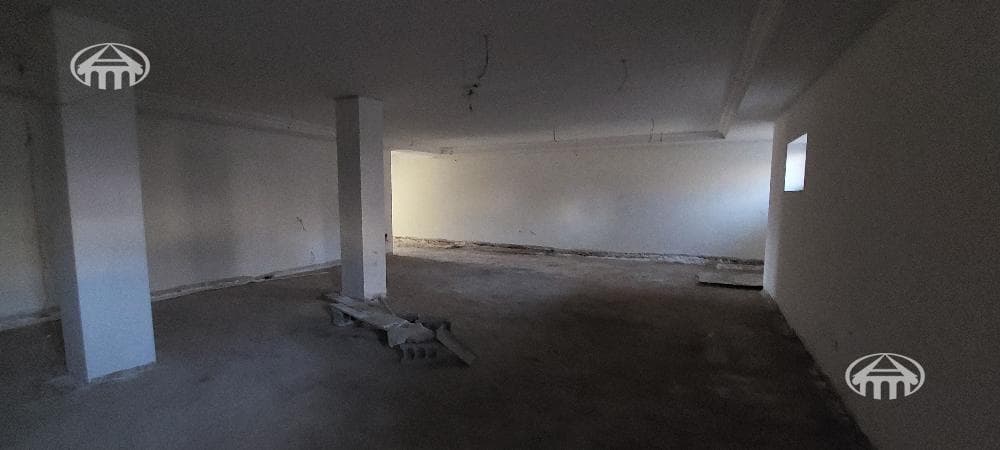 Առանձնատուն · 5 սեն. · 788 մ² · Ձորաղբյուր
