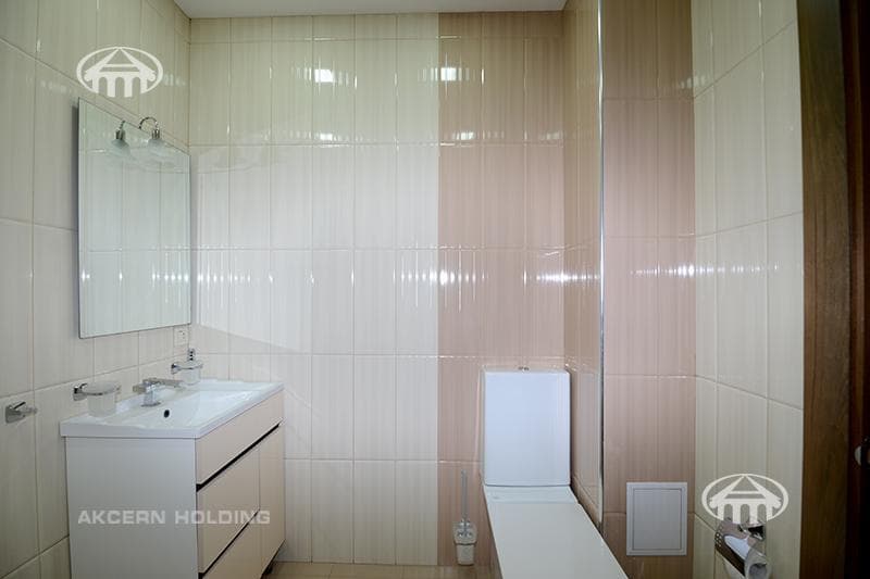 Квартира · 3 комн. · 115 м² · Кентрон