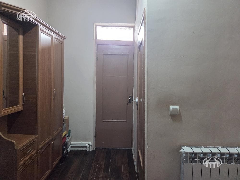 Առանձնատուն · 6 սեն. · 220 մ² · Առինջ