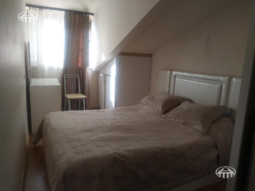 Apartment · 5 rooms · 164 m² · Kentron