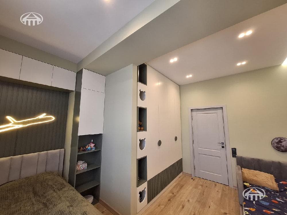 Квартира · 3 комн. · 93 м² · Канакер-Зейтун