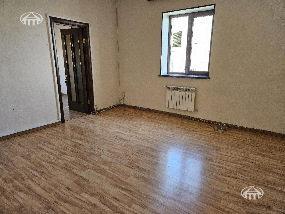 Office · 131 m² · Arabkir