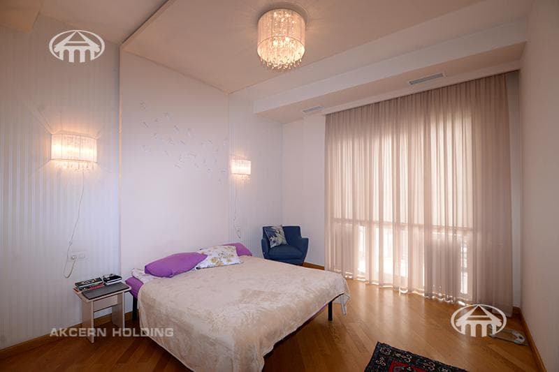 Apartment · 5 rooms · 200 m² · Arabkir