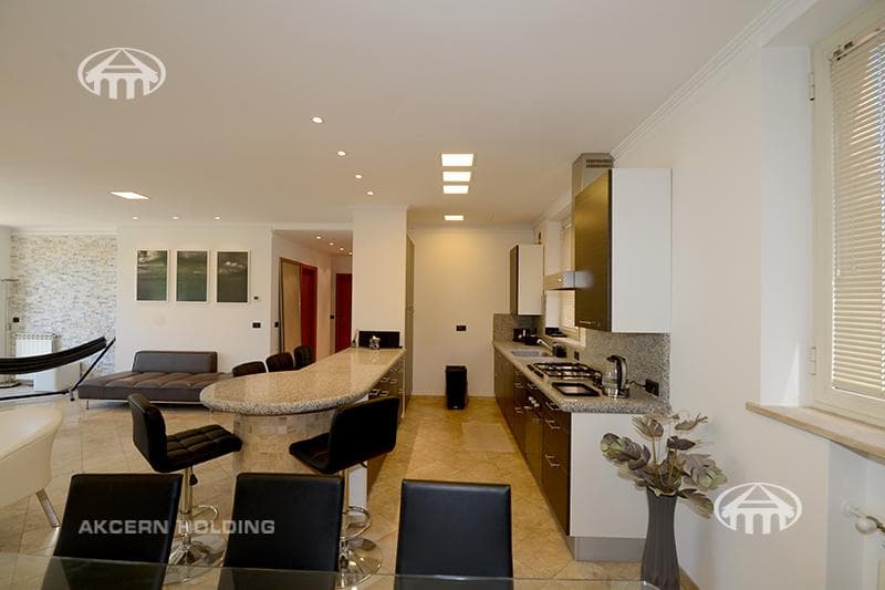 Apartment · 4 rooms · 254 m² · Kentron