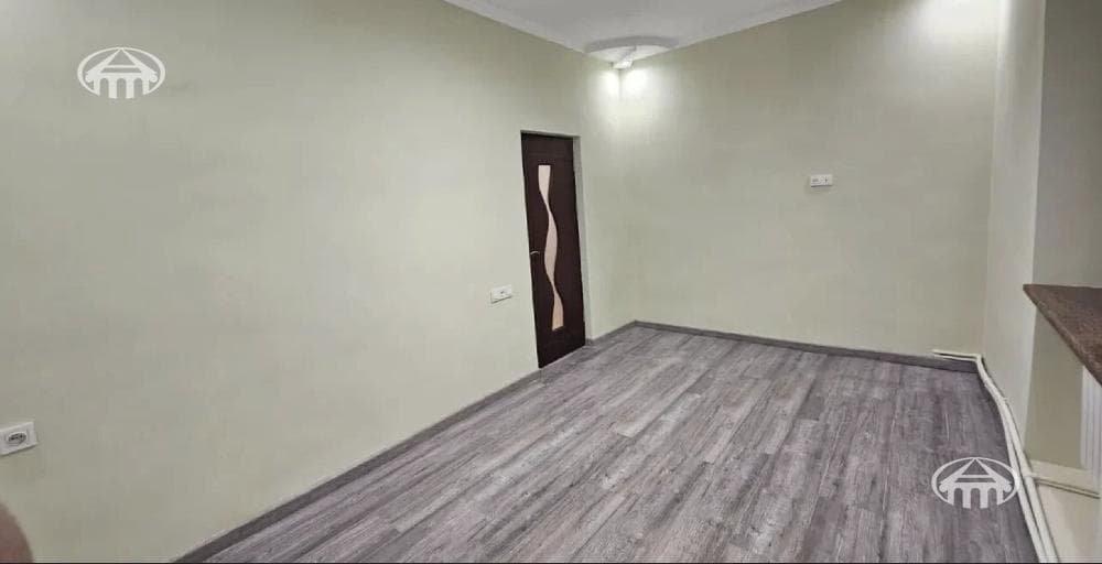 Apartment · 2 rooms · 59 m² · Kentron